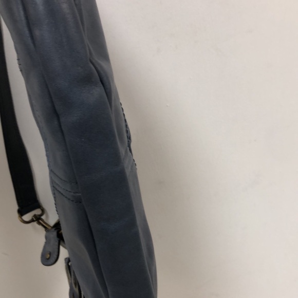 Juicy Couture Colonial Blue Leather XLARGE Hobo - Picture 8 of 13